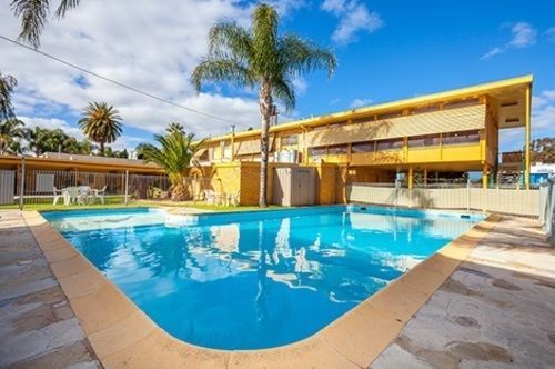 Karama Motor Inn 밀두라 외부 사진